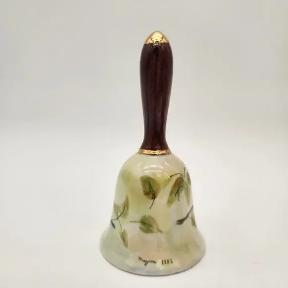 6-Sided Ceramic Bell 3 Sweet‎ Little Birds Hand Painted & Signed Light Ring Tone - Picture 3 of 8